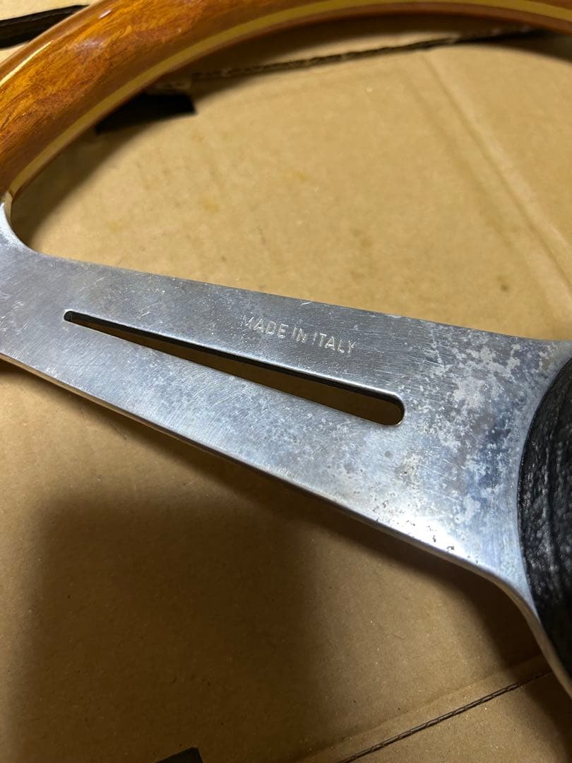 NARDI TOKYOホーンボタン付きウッドステアリング直径36.5cmボス付き