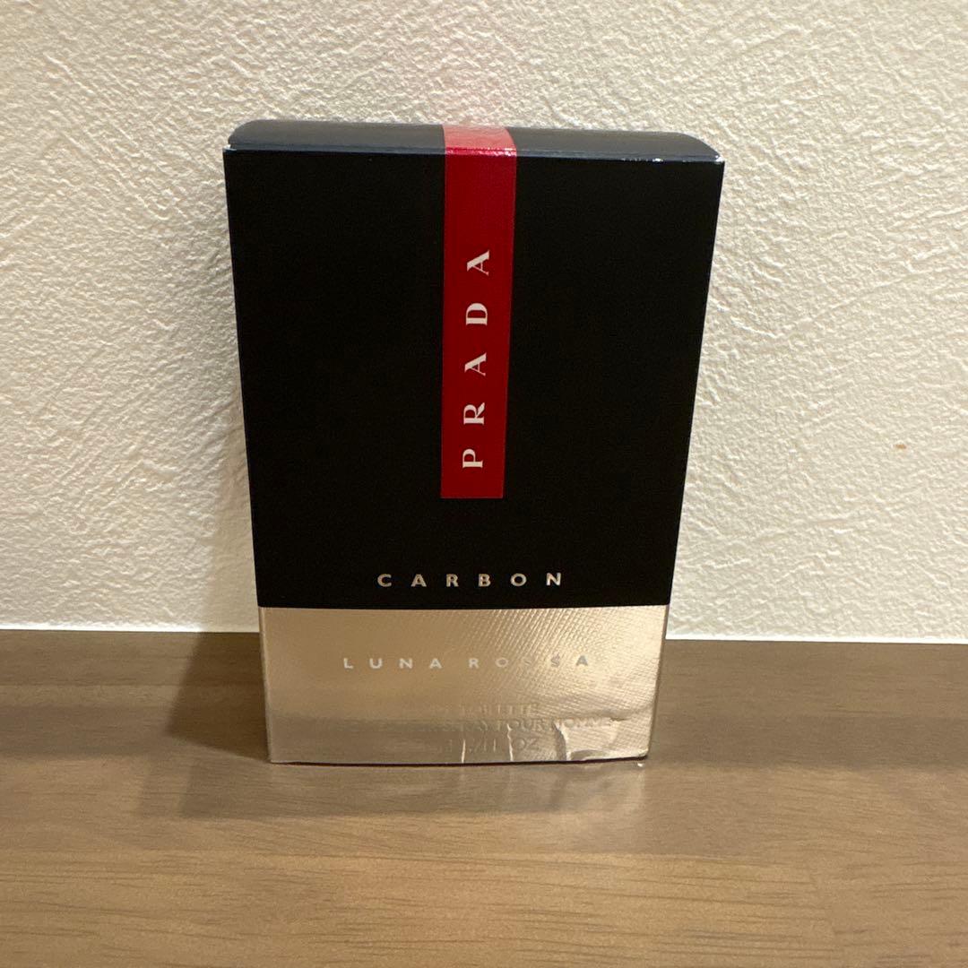 プラダ ルナロッサ　カーボン　オーデトワレ 50ml