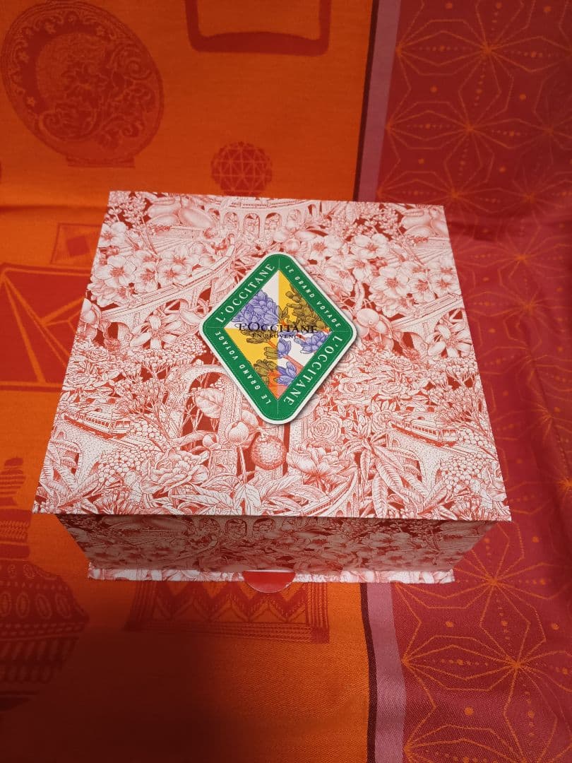 人気 L'OCCITANE ロクシタン　カムクアットスノーシア コンプリート