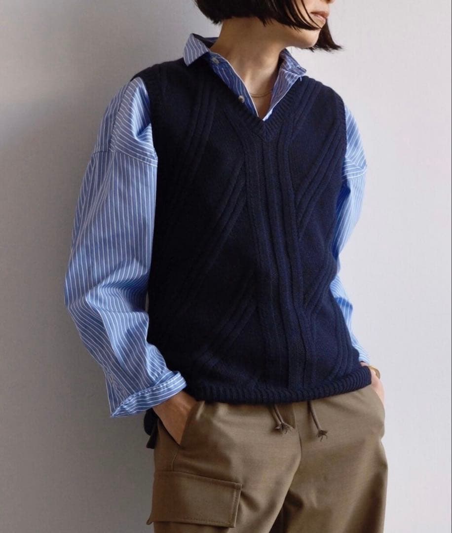 【希望価格今日のみ】PRADA CASHMEREPATTERN KNITVEST