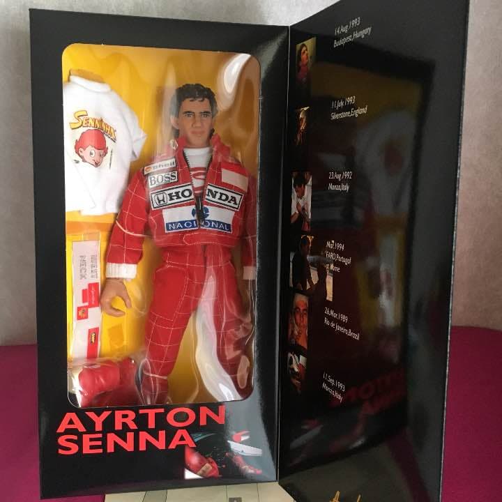 新品❣️未開封❣️アイルトン  セナ  「疾風になった男」フィギュア