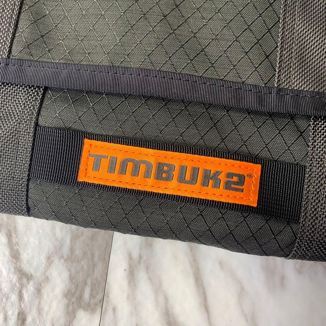 美品 TIMBUK2 メッセンジャーバッグ S ブラック オレンジ 渦巻き刺繍