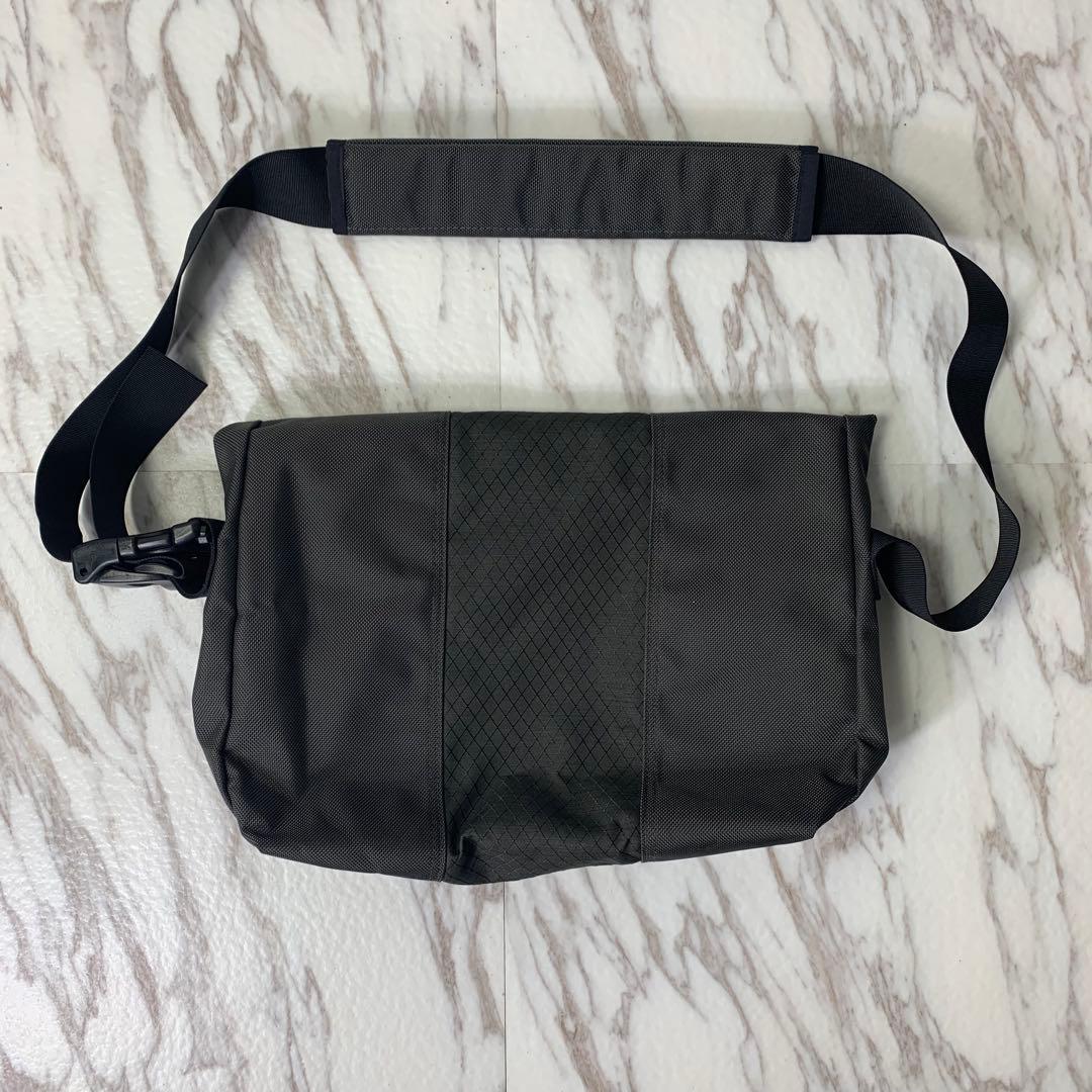 美品 TIMBUK2 メッセンジャーバッグ S ブラック オレンジ 渦巻き刺繍