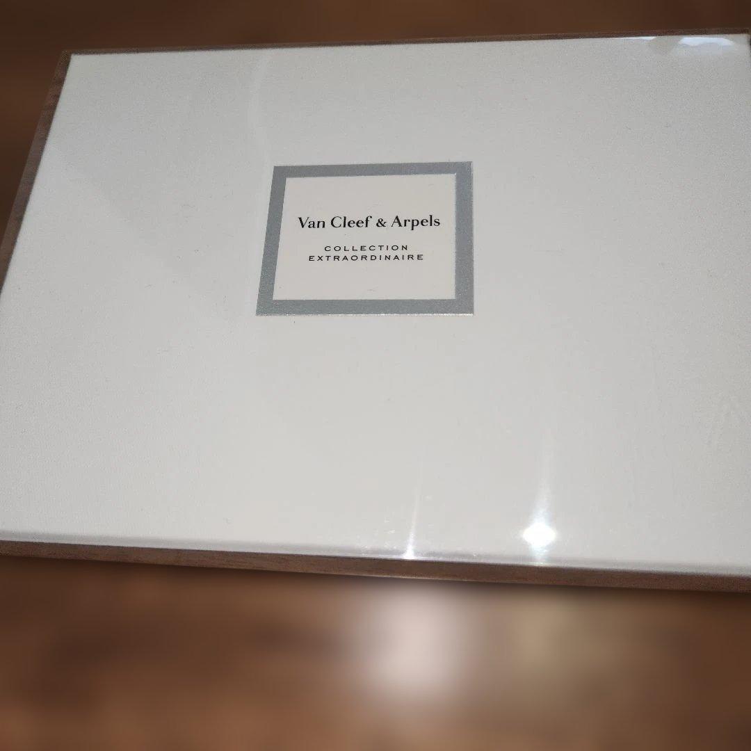 【新品未使用】　ヴァンクリーフ&アーペル　香水　3本セット各15ml ×3