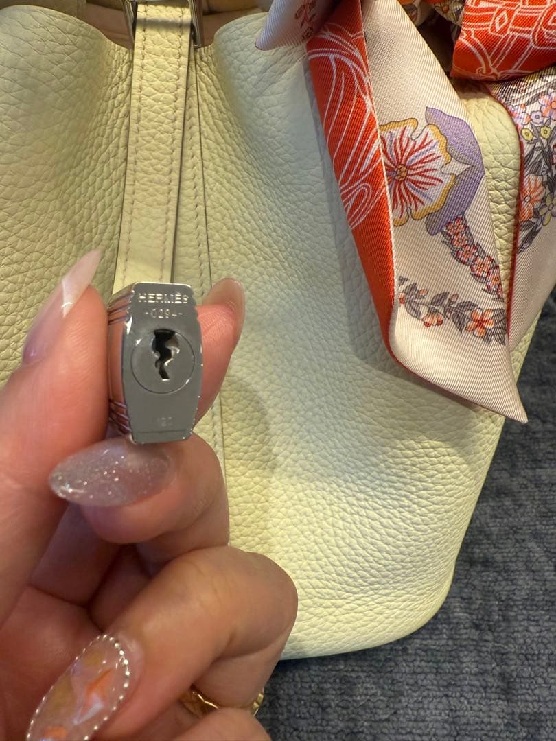 エルメス。ピコタンMM。Ｋ刻印ジョーヌプッサン。最終値下げ！