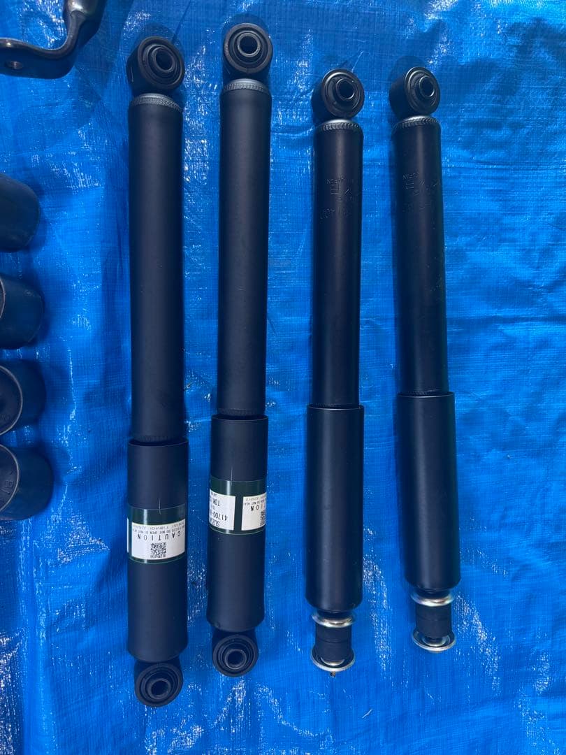 jb23純正サスペンションキット一式