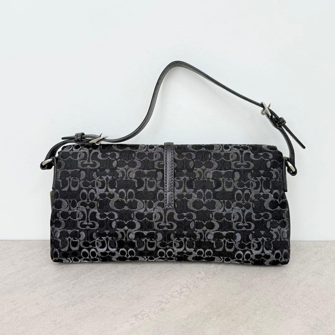 バッグ Coach Black Signature Soft Clip Pouch