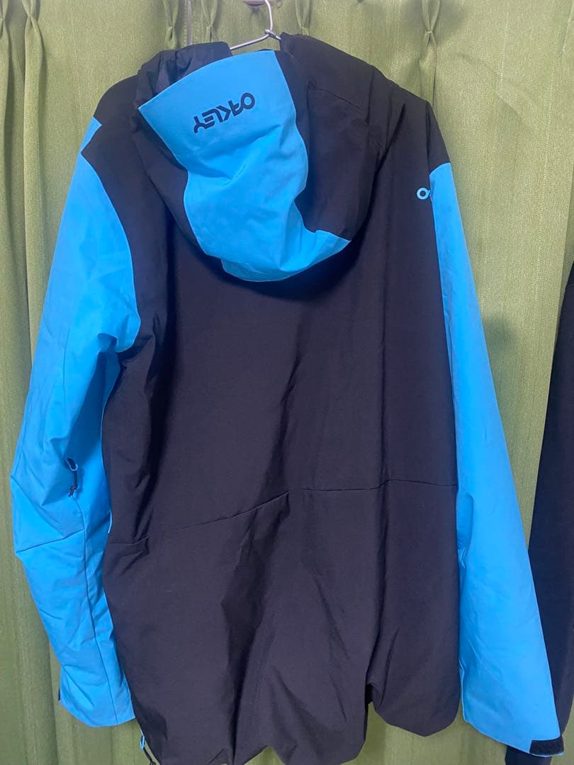 OAKLEY スノーボードウェア Lサイズ ブラック/ブルー