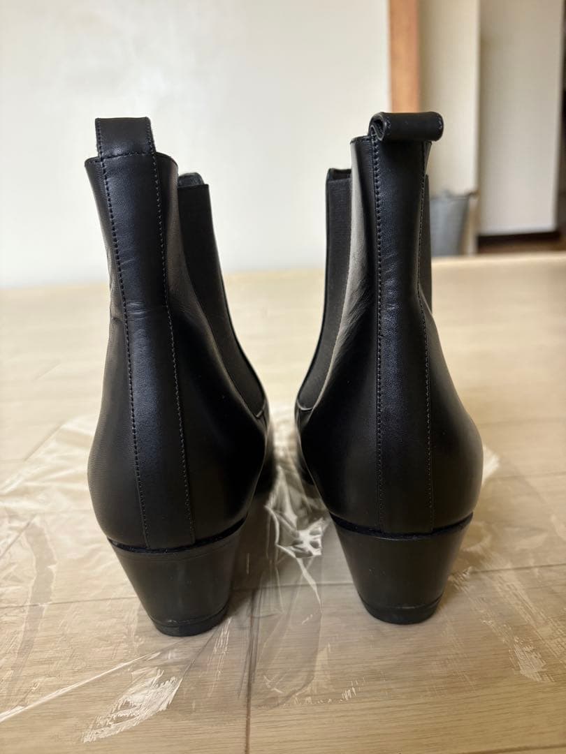 ブラック レザー サイドゴアブーツ