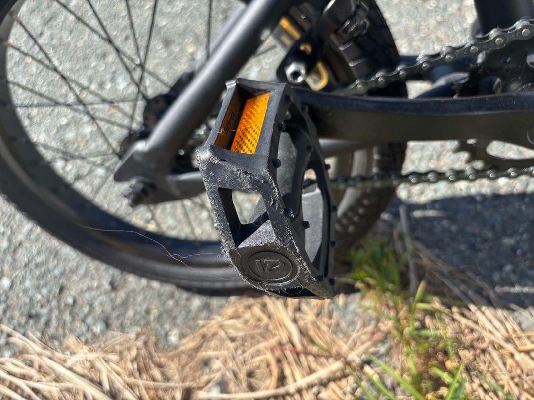 SOLO BMXダーカスワン　16インチ