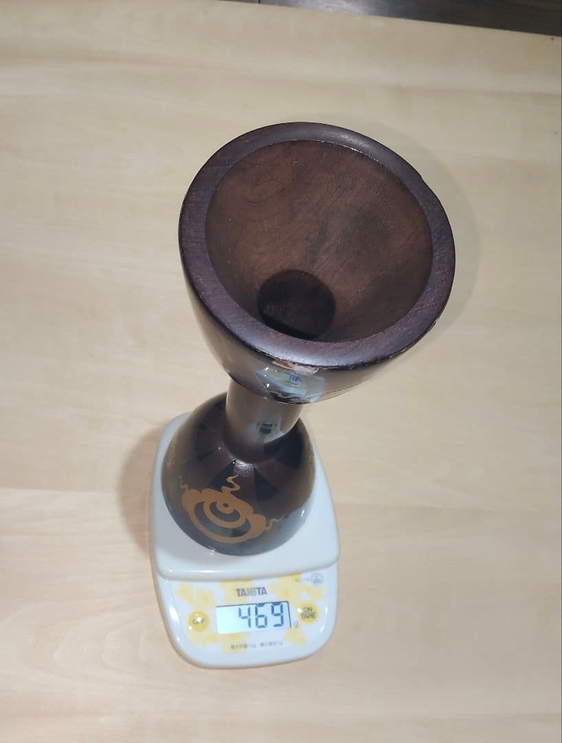 小鼓の胴 宝珠と幣の図柄 鉋目あり