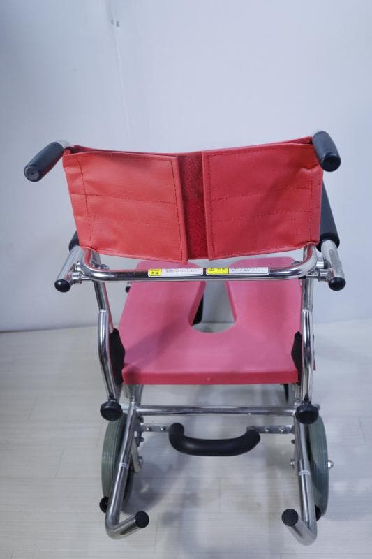 ◆カワムラサイクル シャワー用車椅子 KS10（クリありシートタイプ）