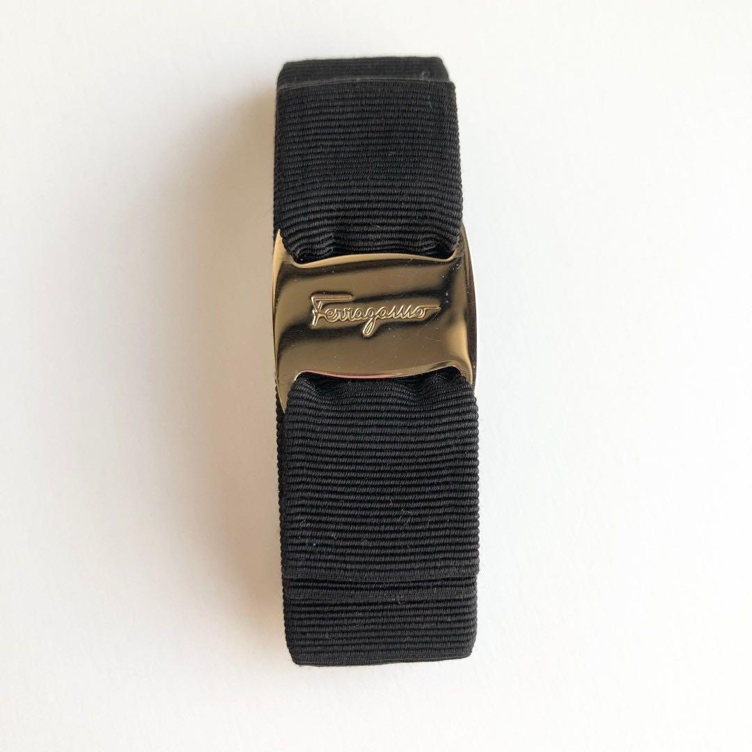 新品保管✨フェラガモ バレッタ ヴァラリボン ブラック ゴールド