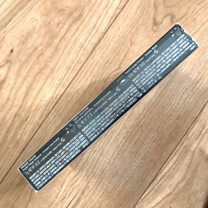 ☆新品未開封☆ジバンシー☆空港限定品☆コスメパレット☆おまけ付き☆