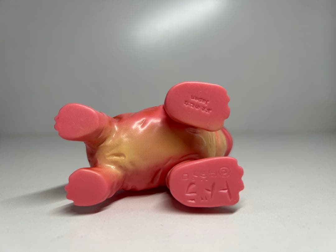 ぶたのはな トドラ　ソフビ ウルトラQ ウルトラマン　怪獣　ピンク