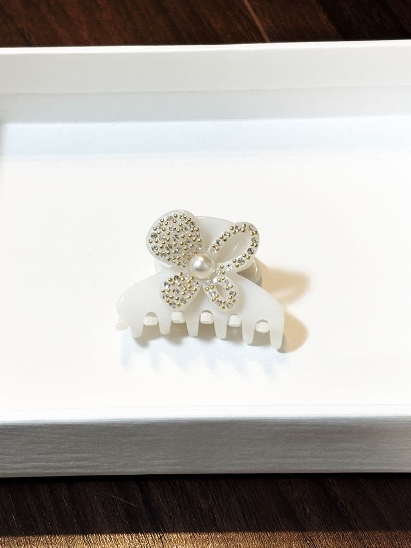 【megu(〃ω〃)】アレクサンドルドゥパリ　クリップ　4cm