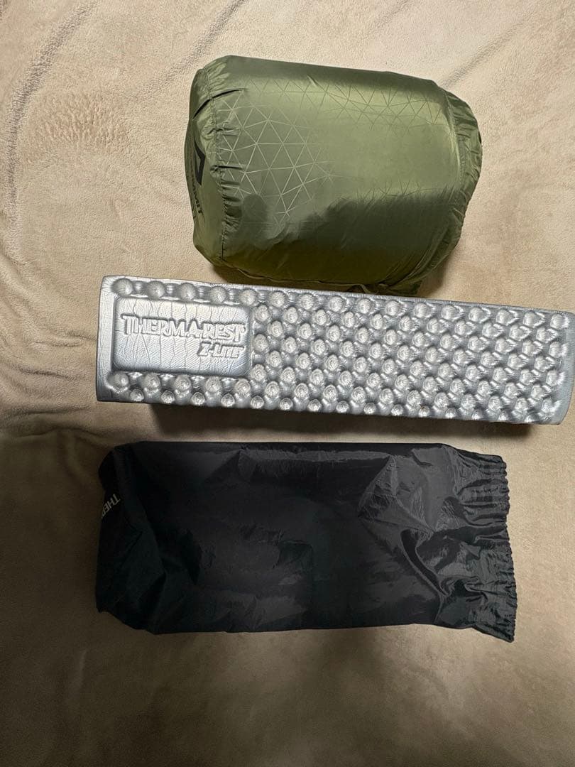 サーマレスト＋SEATOSUMMITマット