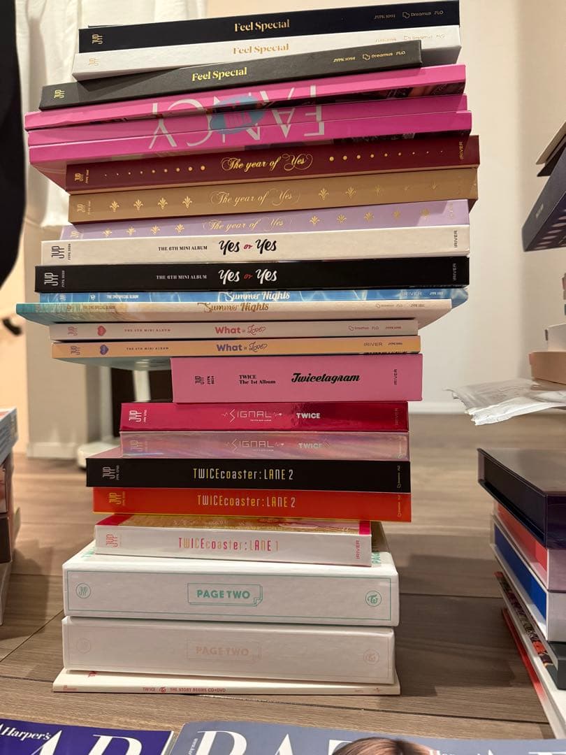 TWICE アルバム集日本韓国版ほぼコンプリート　付属特典多数あり　値下げ可能