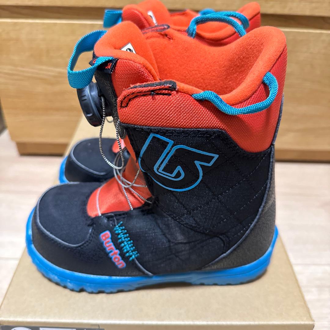Burton Grom Boa 子ども用スノーボードブーツ