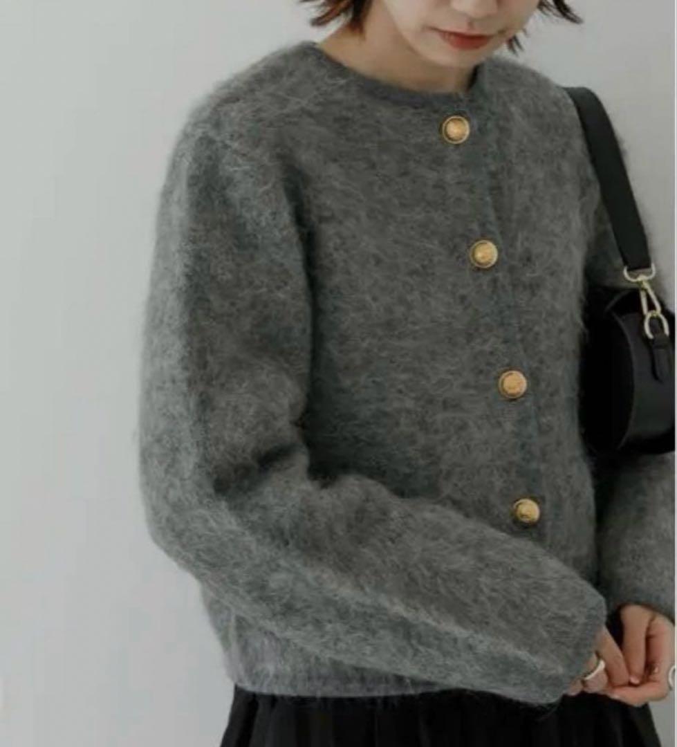 新品タグ付き　アーバンリサーチ　アルパカシャギーGOLDボタンカーディガン