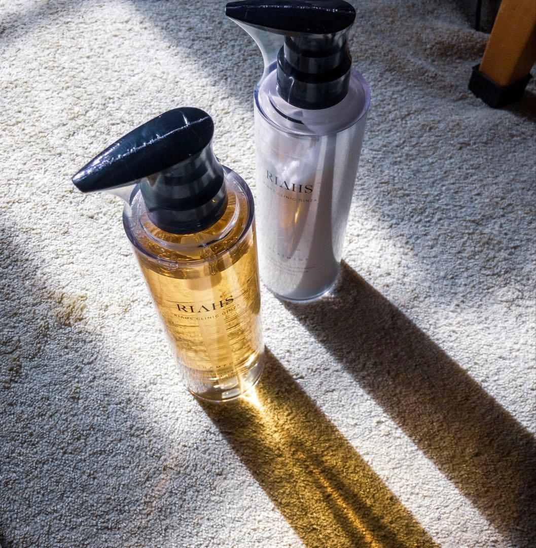 新鋭の女性専門美容ヘアケアサロンRIAHS 薬効シャンプー　トリートメントセット