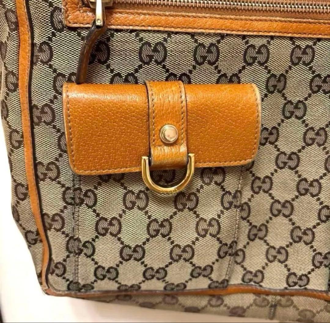 【保存袋付き】Gucci ロゴプリント ショルダーバッグ