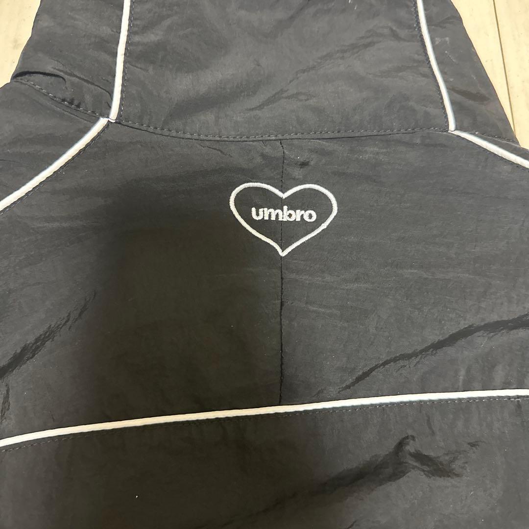 hth umbro ナイロンブルゾン