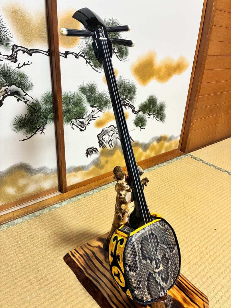 沖縄三線！貴重！知念大工型！本張り【一枚張り】