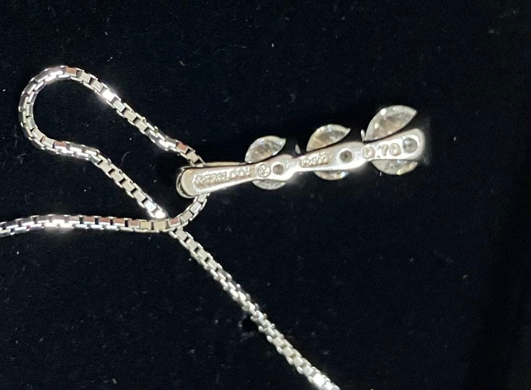 本物TRILOGY ダイヤモンドネックレス トリロジー Pt900 0.70ct