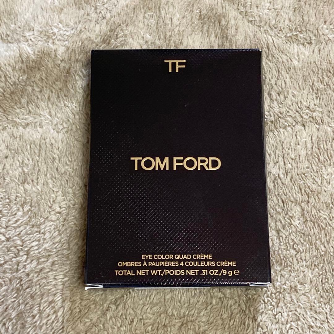 トムフォードアイカラークォード38Cベロアカーキ