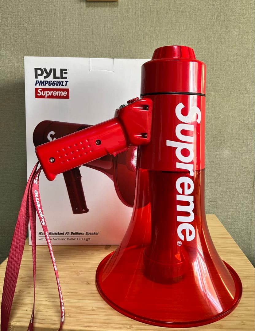 supreme 拡声器　メガホン　PYLE LEDライト　防水スピーカー