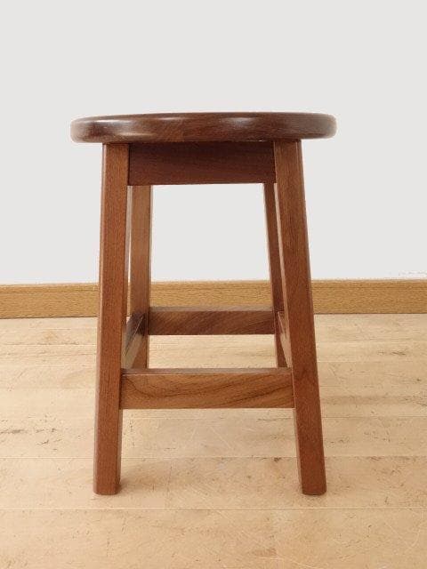 北海道手作り家具　ウォールナット材　スツール