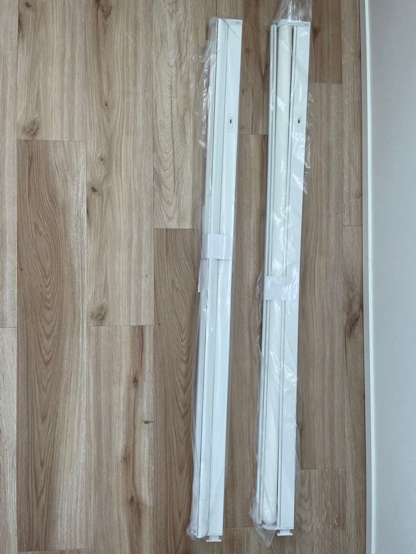 電動ロールスクリーン　2個セット116×116 突っ張り式　ブラインド　充電式