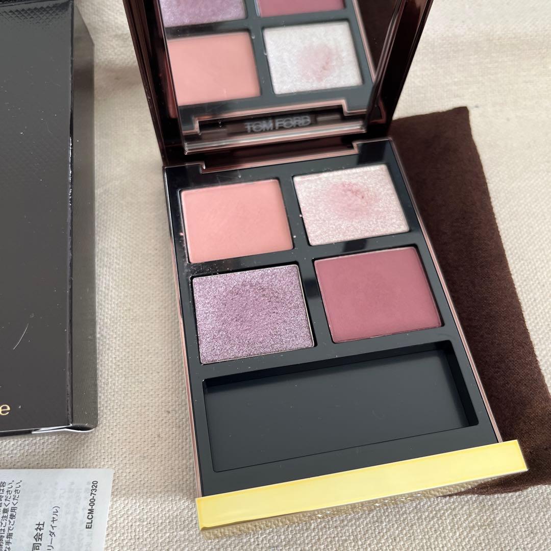 トムフォード　アイカラー　クォード　01RW