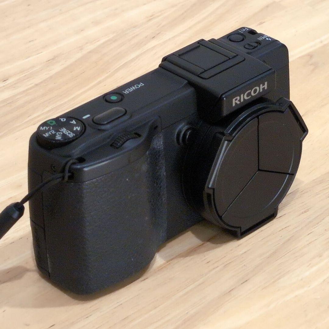 RICOH GX200 / 説明書・CD-ROM等 付属品一式 / 動作確認済み