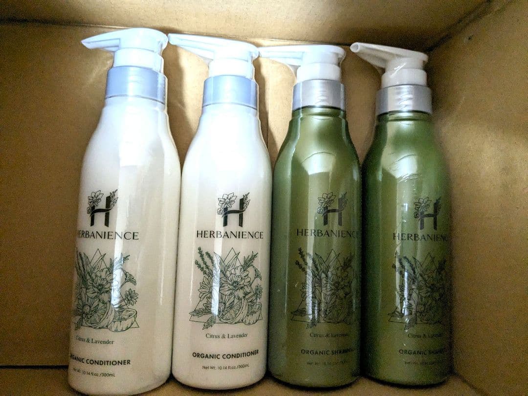 新品　ハーバニエンス　シトラス＆ラベンダー　シャンプー　コンディショナー　計4本