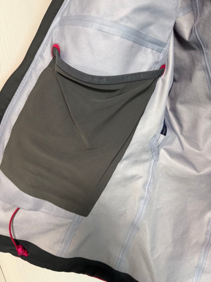 patagonia スノージャケット