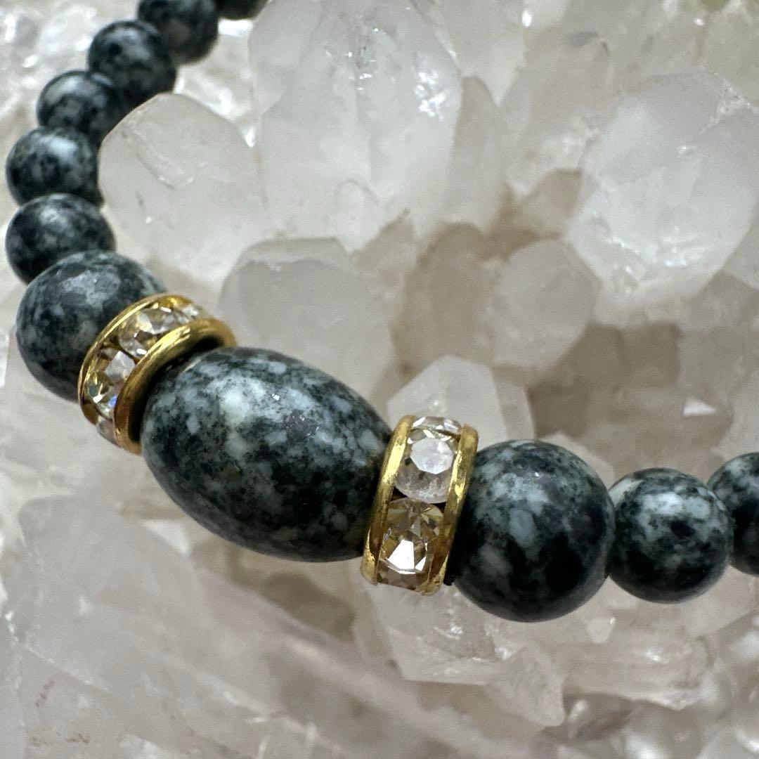 【遠野霊 】オーバルアクセントの癒しデザイン 8mm×6mm×オーバル　高波動