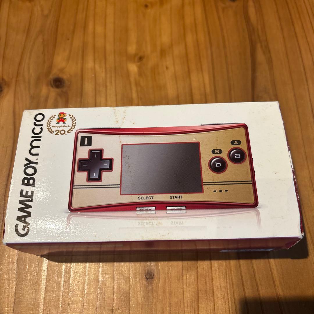 新品未使用ゲームボーイミクロ本体 ファミコンカラー