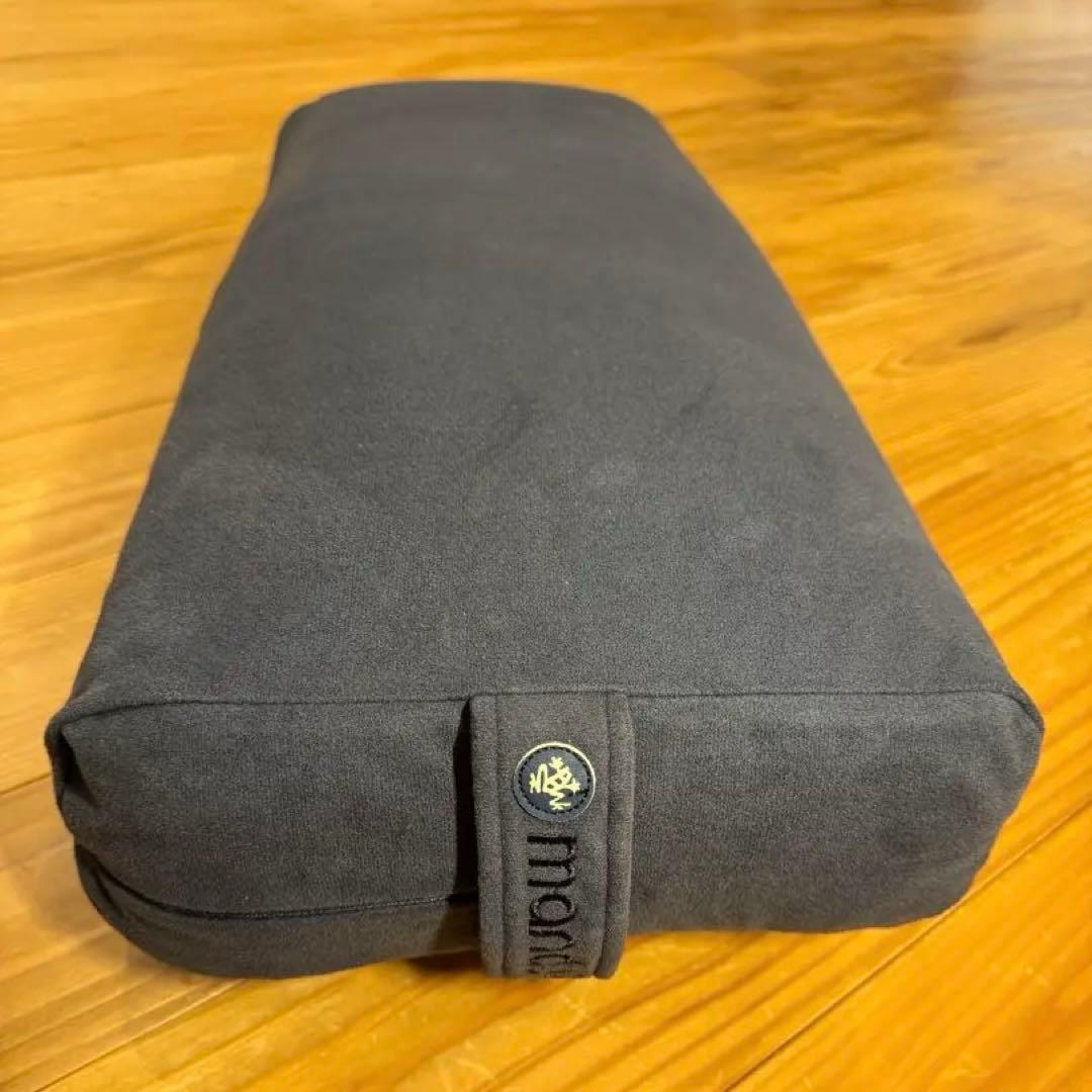 Manduka enlight マンドゥカ　ボルスター　ミッドナイト