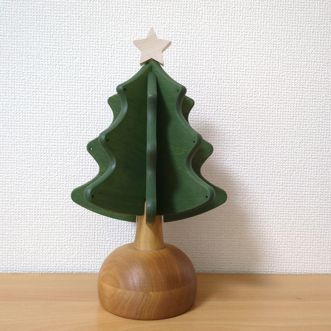 オークビレッジクリスマスツリー
