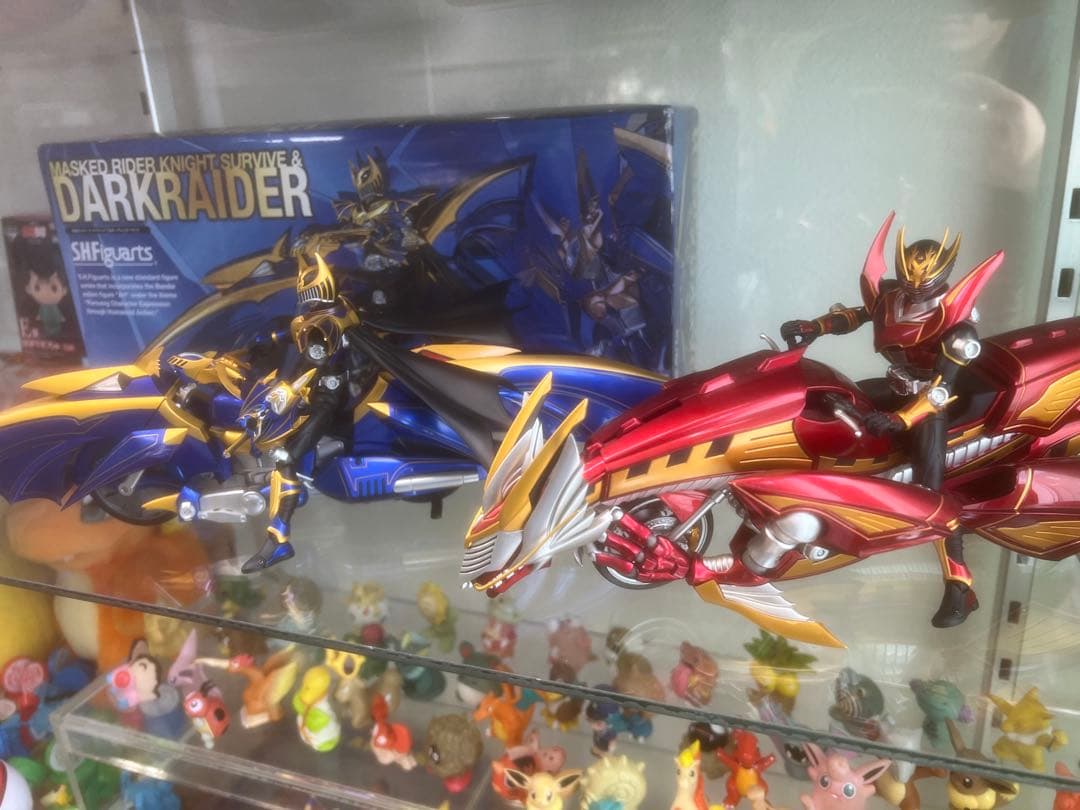 フィギュアーツ 仮面ライダー龍騎サバイブ 仮面ライダーナイトサバイブ