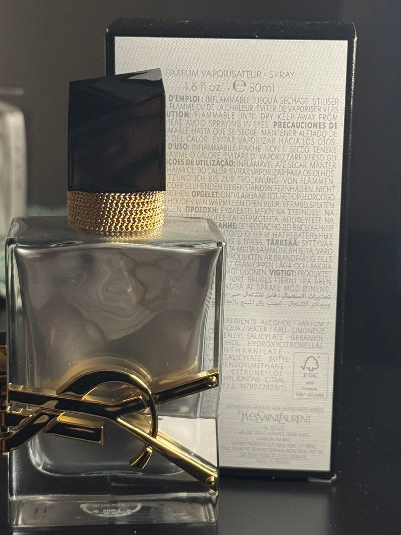 YSL サンローラン LIBRE リブレ プラチナム　限定　香水　ラブソリュー