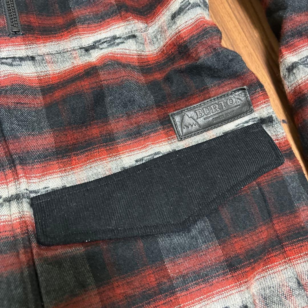 Burton スノーボードウェア　ジャケット　メンズ Sサイズ