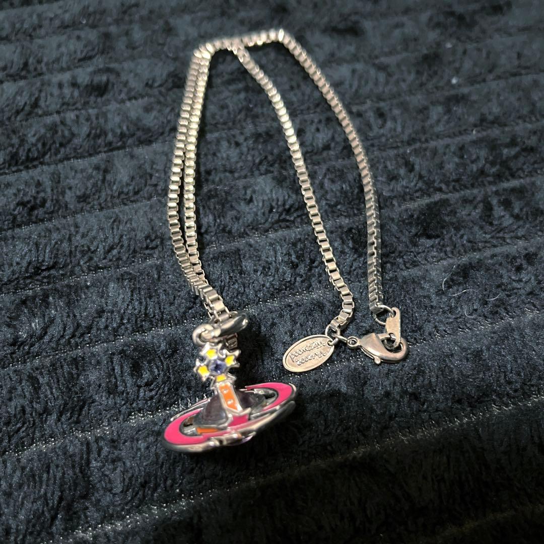 Vivienne Westwood Shooting Star オーブネックレス