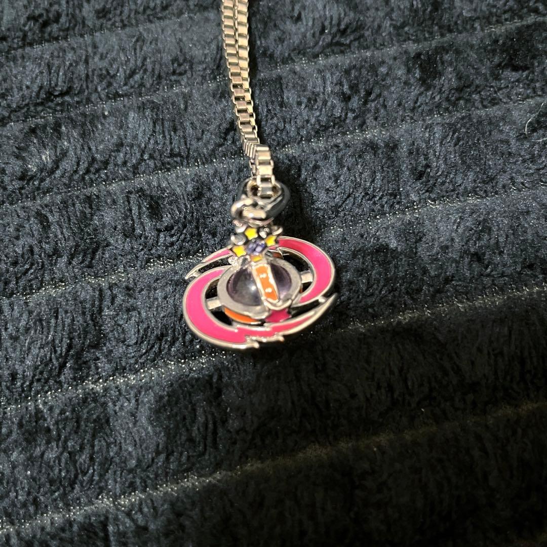 Vivienne Westwood Shooting Star オーブネックレス