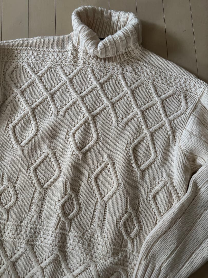 BOSS ボス Hugo Bossケーブルニットタートルネック