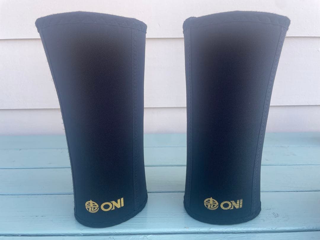 SS級品 Mサイズ オニプロONI 鬼 ニースリーブ プロ