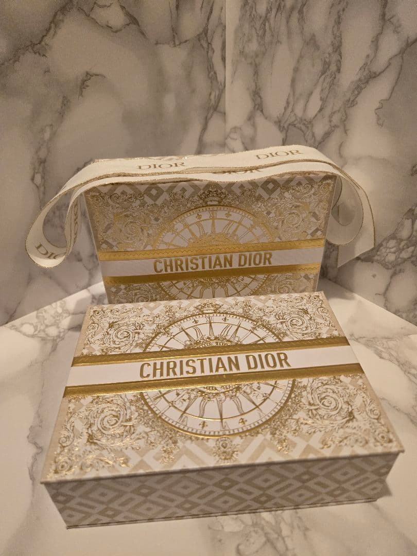 ミス ディオール コフレ (限定品) フレグランス＆リップ&ハンドケアのセット