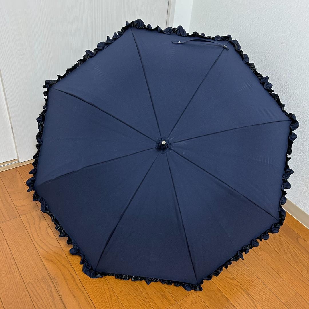 サンバリア100　Mサイズ　ネイビー フリル 日傘